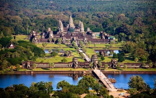 Quần thể di tích đền Angkor – Kỳ quan thế giới tại Campuchia | Báo Dân tộc và Phát triển